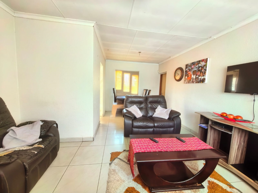3 Bedroom Property for Sale in Zamdela Free State